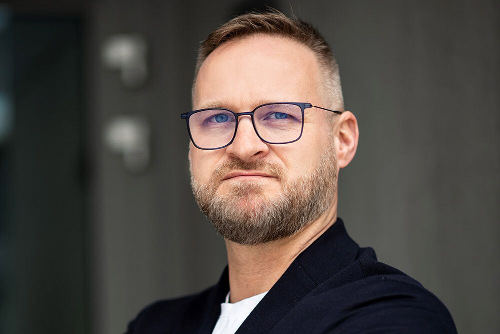 Jakub Makurat, Ebury